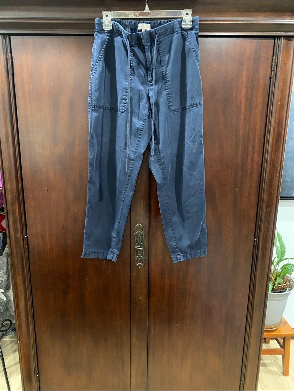 Relaxed Navy Drawstring Ankle Pants
